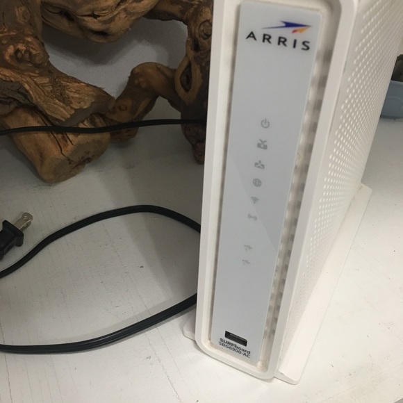 Modem - Picture 2 of 5